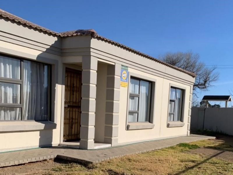 3 Bedroom Property for Sale in Pinehaven Free State